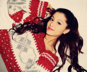 ariana-grande-christmas-chill