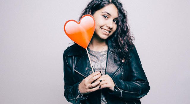 Alessia Cara – Scars To Your Beautiful 歌詞を和訳してみた