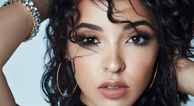 Tinashe – Superlove 歌詞を和訳してみた