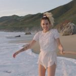 Miley Cyrus – Malibu 歌詞を和訳してみた